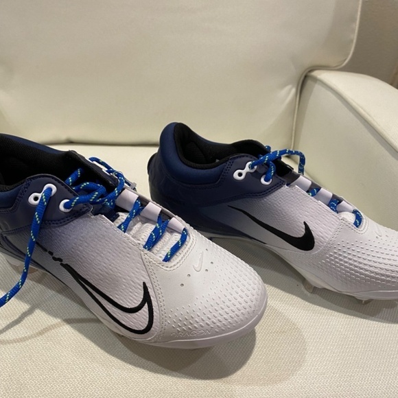 Nike women's hyper diamond elite four baseball cleats size 9 - Picture 3 of 8